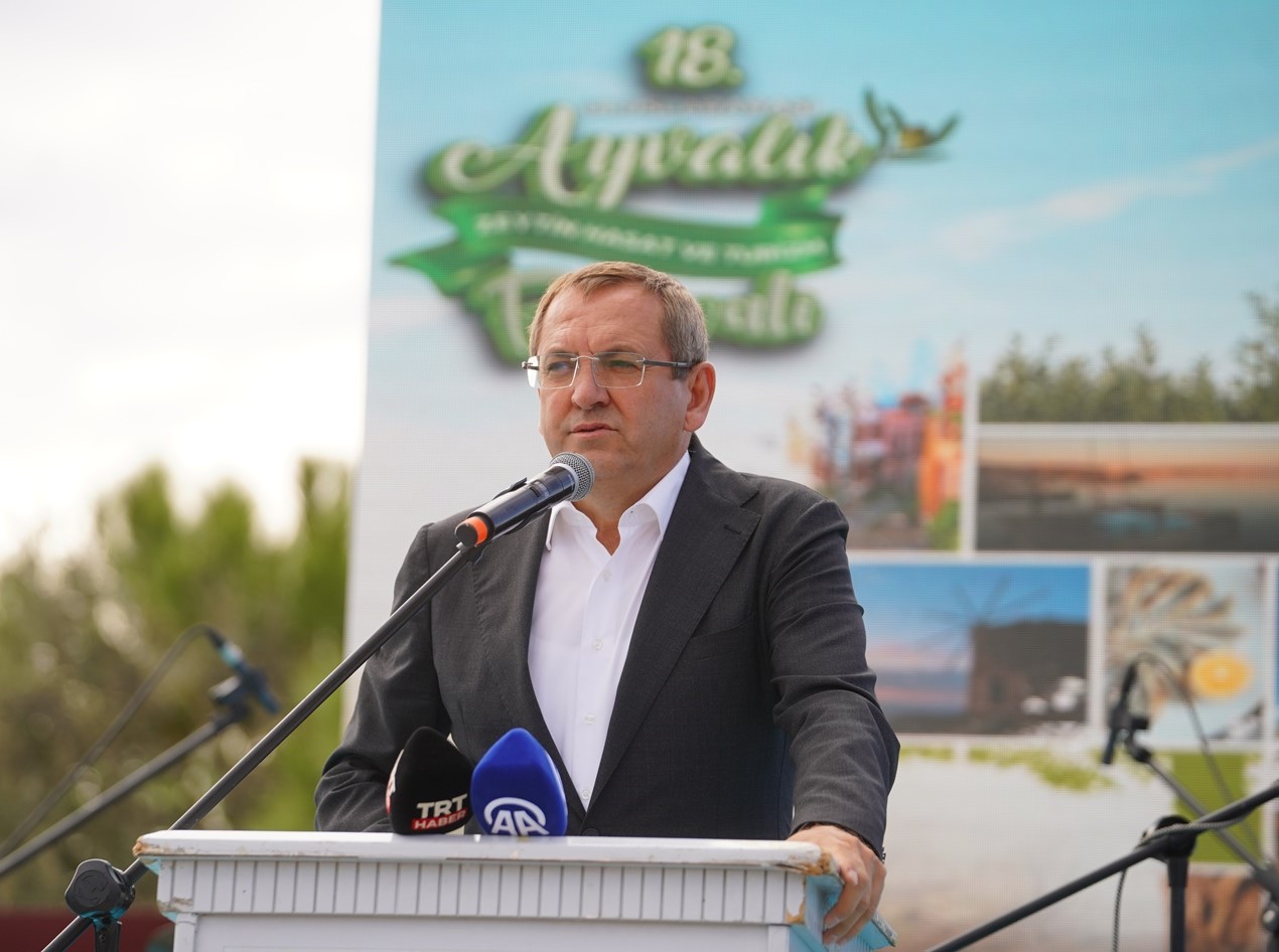 İLK HASAT VE ZEYTİNYAĞI SIKIMI YAPILDI