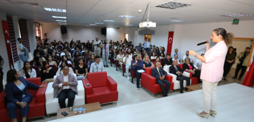 BAŞKAN FİLİZ CERİTOĞLU SENGEL ÜNİVERSİTELİ ÖĞRENCİLERE SESLENDİ: “KAPIMIZ SİZE HER ZAMAN AÇIK”