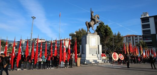 Edremit Atatürk Yolunda Tek Yürek Oldu