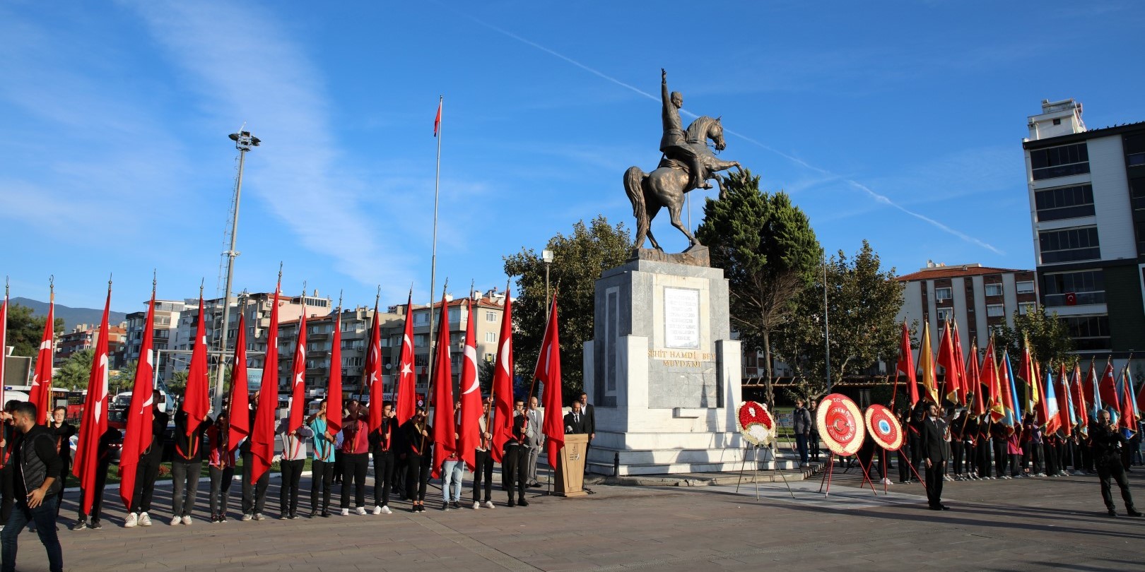 Edremit Atatürk Yolunda Tek Yürek Oldu