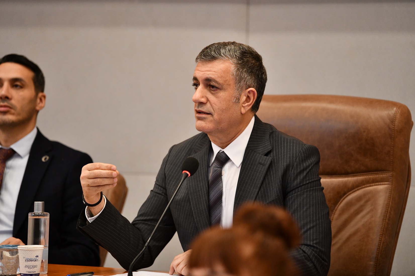 BAŞKAN BOZKURT: İNSANLARIN ACILARI ÜZERİNDEN SİYASET YAPMAYIN!