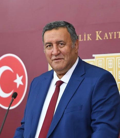 Gürer: “100 bin öğretmen atanmalıdır”