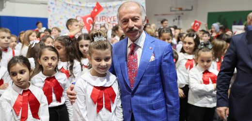 Bayrampaşa’da 100. yıl coşkusu