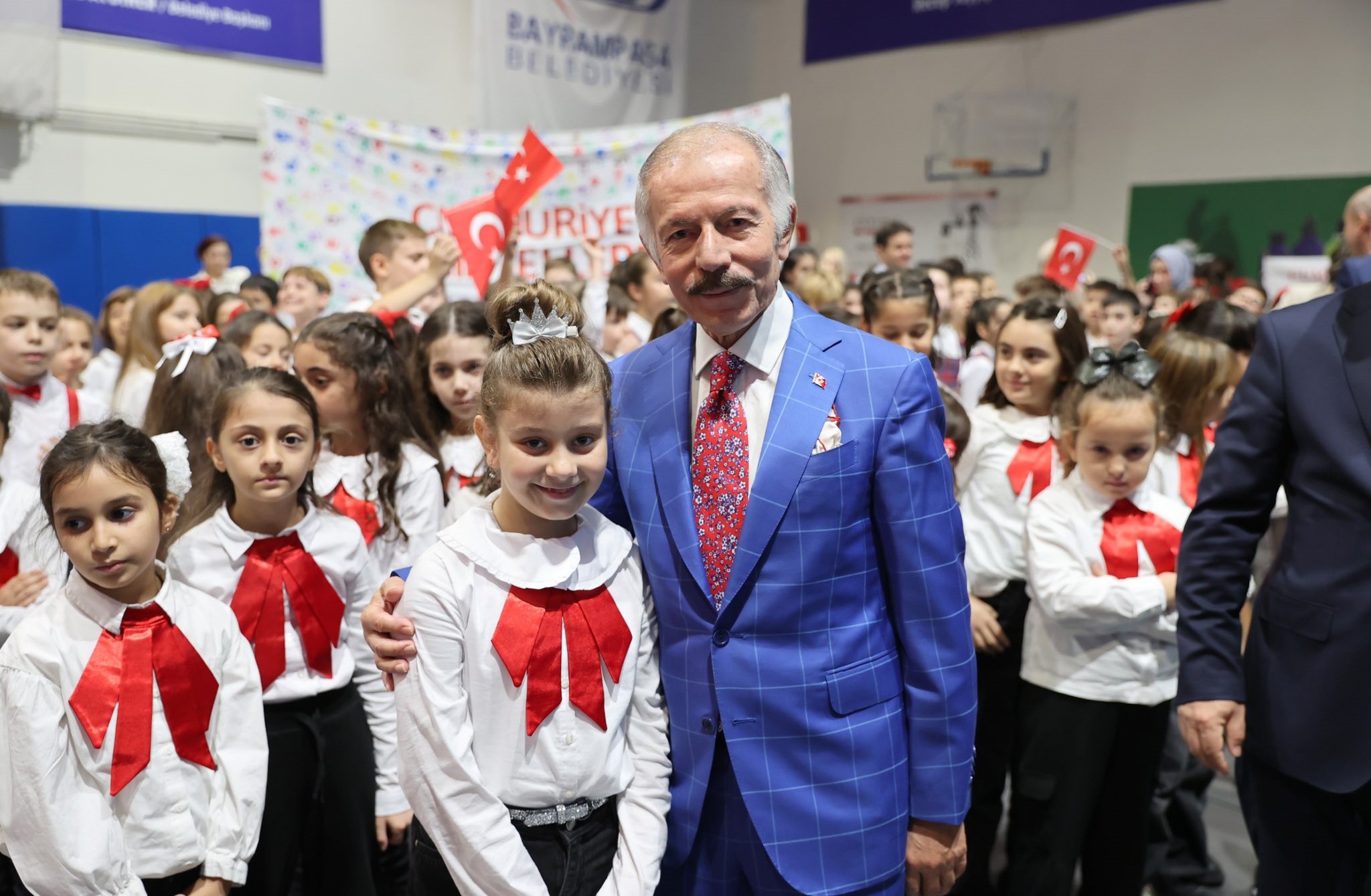 Bayrampaşa’da 100. yıl coşkusu