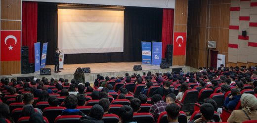 Serhat Kalkınma Ajansı ve Ağrı İl Milli Eğitim Müdürlüğünden Liseli Öğrencilere Yönelik Söyleşi