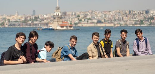 Şahsiyet Akademisi Karakterli ve Şahsiyetli Gençler Yetiştirmeyi Hedefliyor