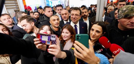 İMAMOĞLU’NDAN GENÇLERE: GENÇLERİN AKLINDAN, CESARETİNDEN İLHAM ALMAYA KARARLI BİR YÖNETİM OLMAYA DEVAM EDECEĞİZ…