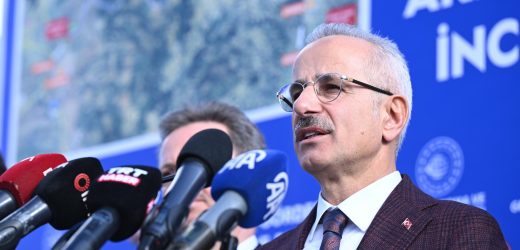 ULAŞTIRMA VE ALTYAPI BAKANI ABDULKADİR URALOĞLU: -“AKHİSAR-GÖRDES YOLU’NU 2025’TE HİZMETE AÇACAĞIZ”