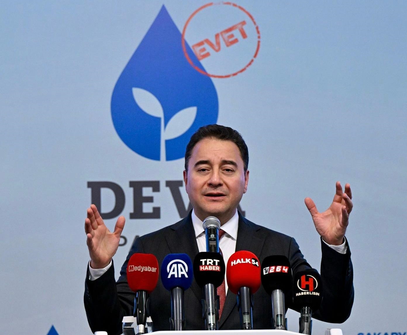Ali Babacan: “Ne zaman Merkez Bankası’nın iplerini eline aldı, enflasyon arttı, inmiyor”