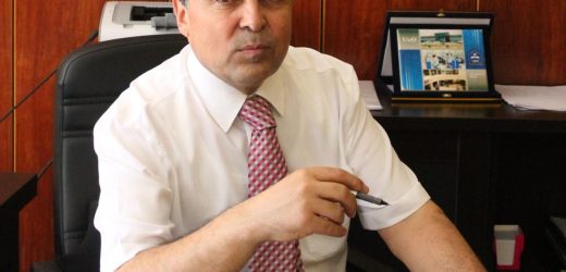 CHP.  Esenyurt Belediye Başkan Adayı Prof. Dr. Ahmet Özer