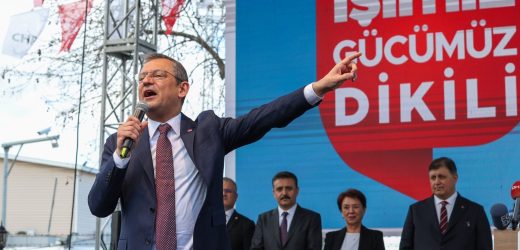 CHP Genel Başkanı Özgür Özel, Dikili’de Coşkuyla Karşılandı