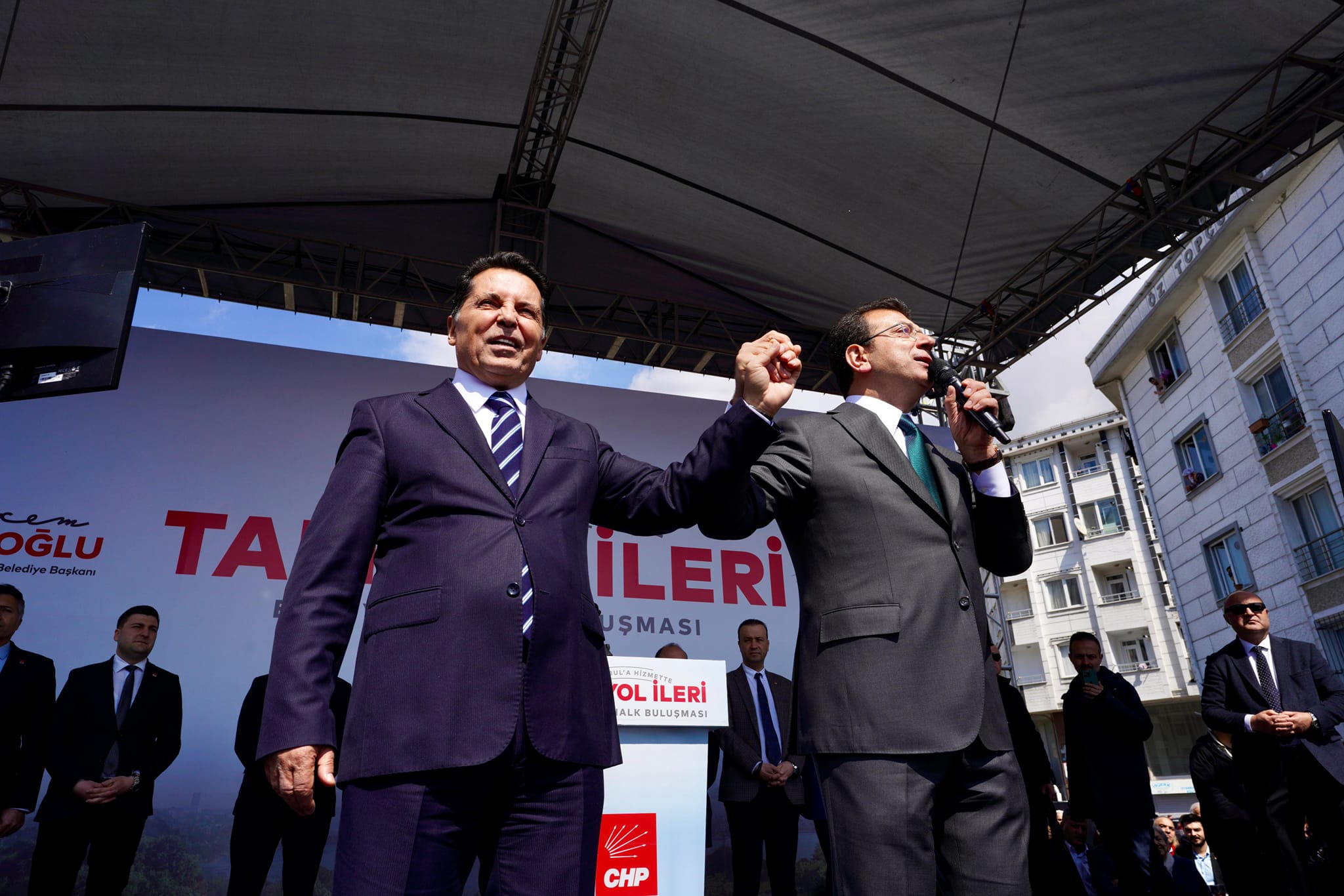 ESENYURT, YAŞAR KEMAL MEYDANI’YLA SOLUKLANACAK