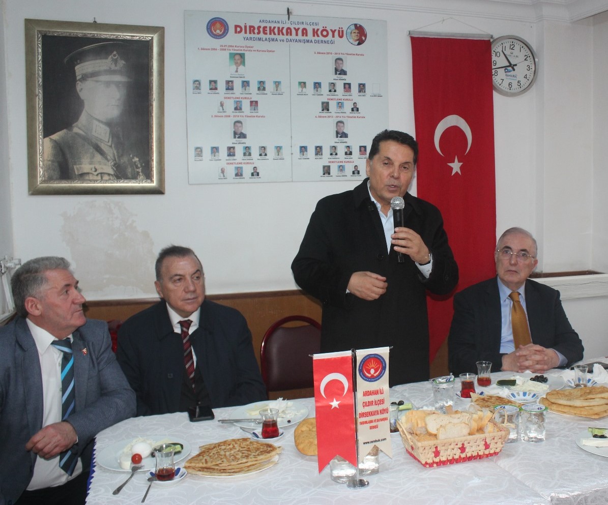 Ensar Öğüt, Ahmet Özer’i Kahvaltıda Ağırladı