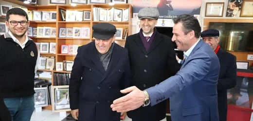 CHP’li Vekil İncesu ve Başkan Demir Ardahan’da seçim temposunu artırıyor