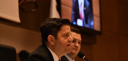 KADIKÖY BELEDİYE MECLİSİ, MESUT KÖSEDAĞI BAŞKANLIĞINDA İLK TOPLANTISINI GERÇEKLEŞTİRDİ