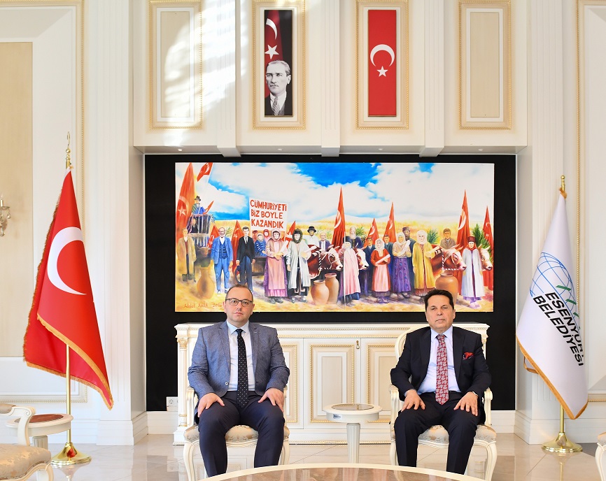 Esenyurt Kaymakamı Çobanoğlu’ndan Başkan Özer’e hayırlı olsun ziyareti