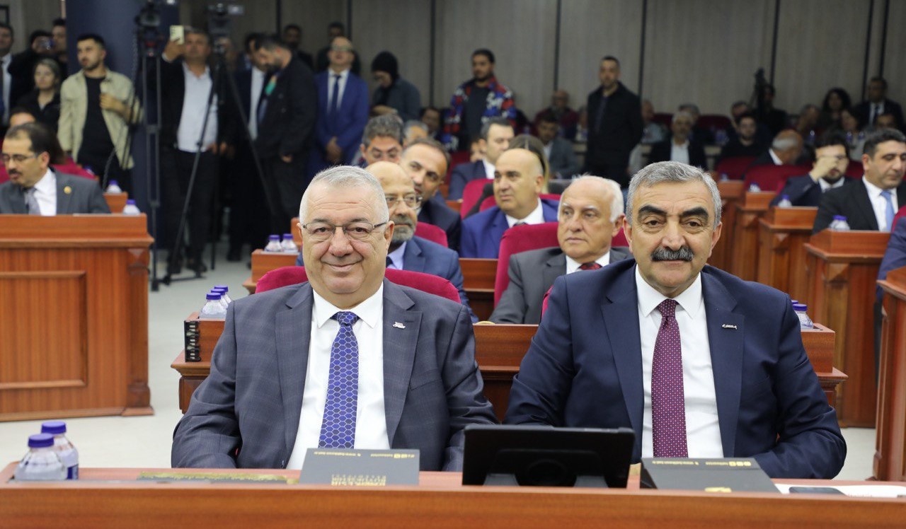 BÜYÜKŞEHİR’DE EDREMİTLİ MECLİS ÜYELERİNE YENİ GÖREVLERİ VERİLDİ