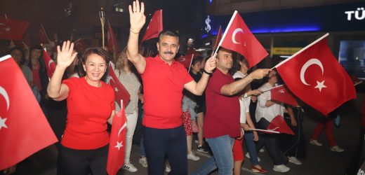 Dikili’de 19 Mayıs Coşkuyla Kutlandı