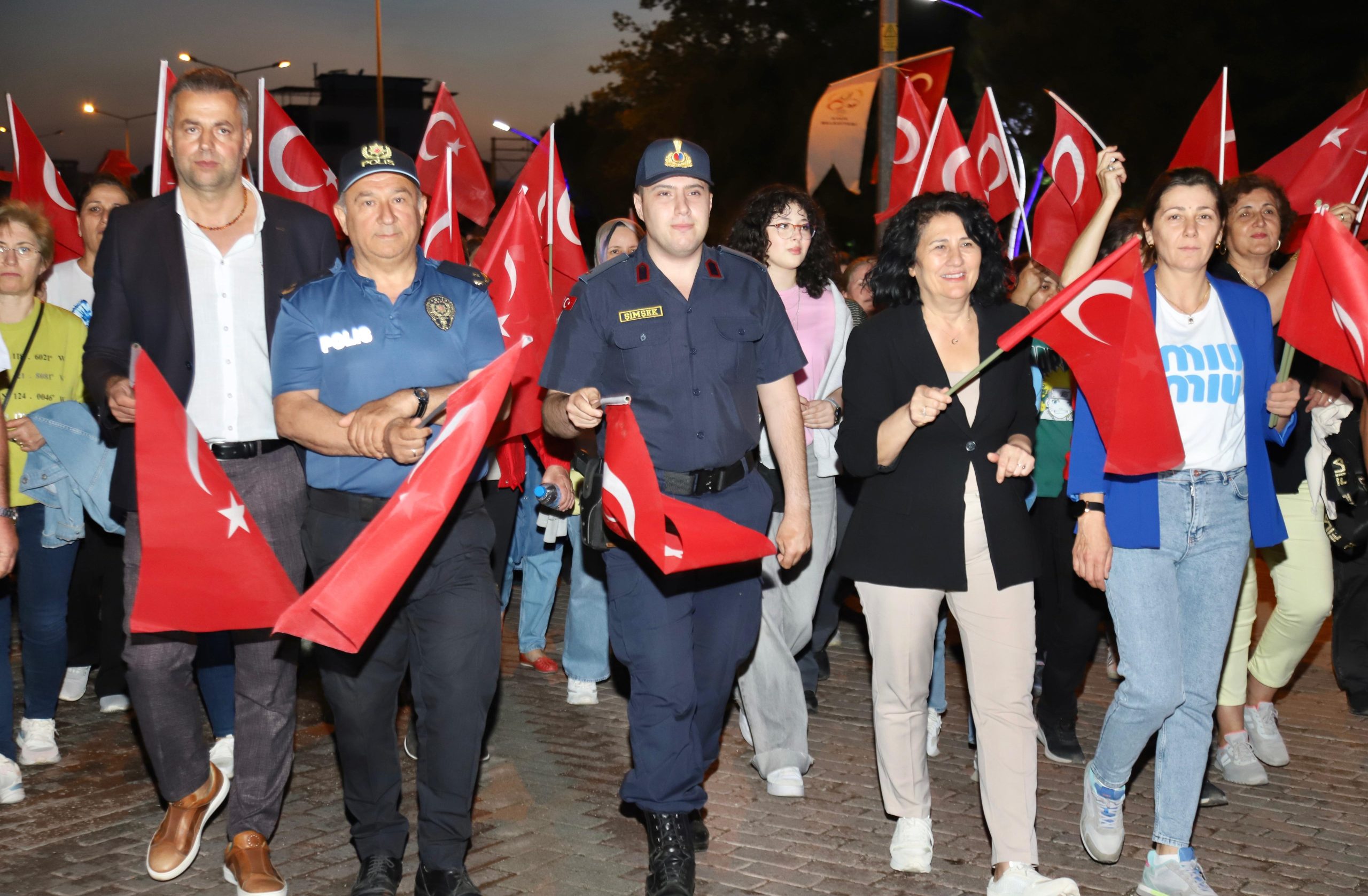 Kınık’ta 19 Mayıs coşkuyla kutlandı