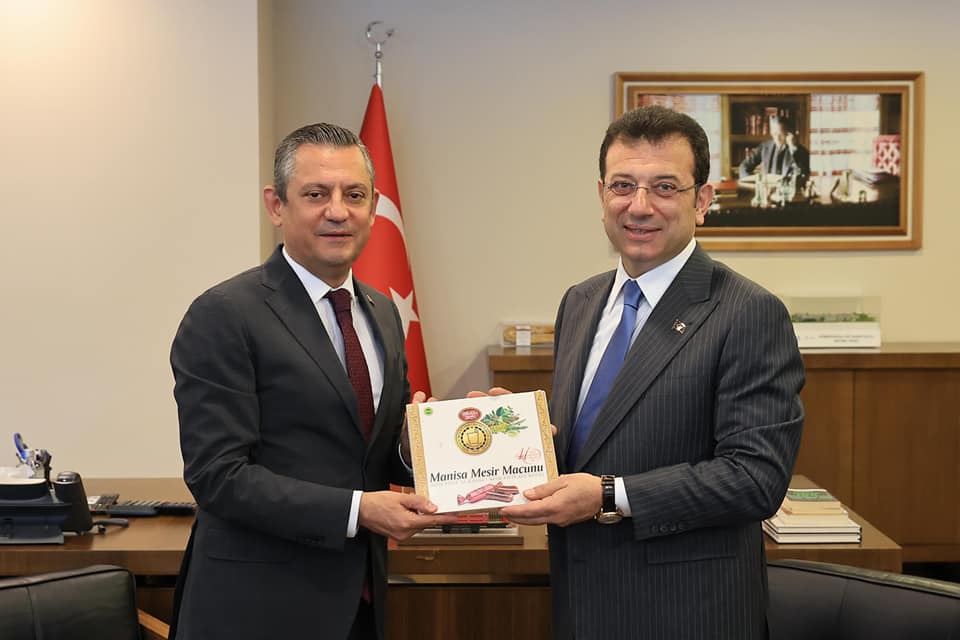CHP GENEL BAŞKANI ÖZEL’DEN İMAMOĞLU’NA TEBRİK ZİYARETİ