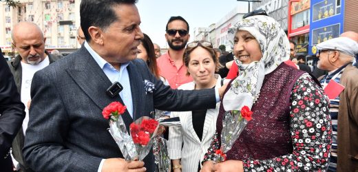 BAŞKAN ÖZER ESENYURTLU ANNELERLE BULUŞTU