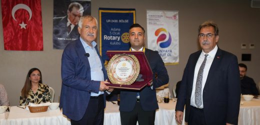 Başkan Zeydan Karalar’a, 5 Ocak Adana Rotary Kulübü’nden ödül