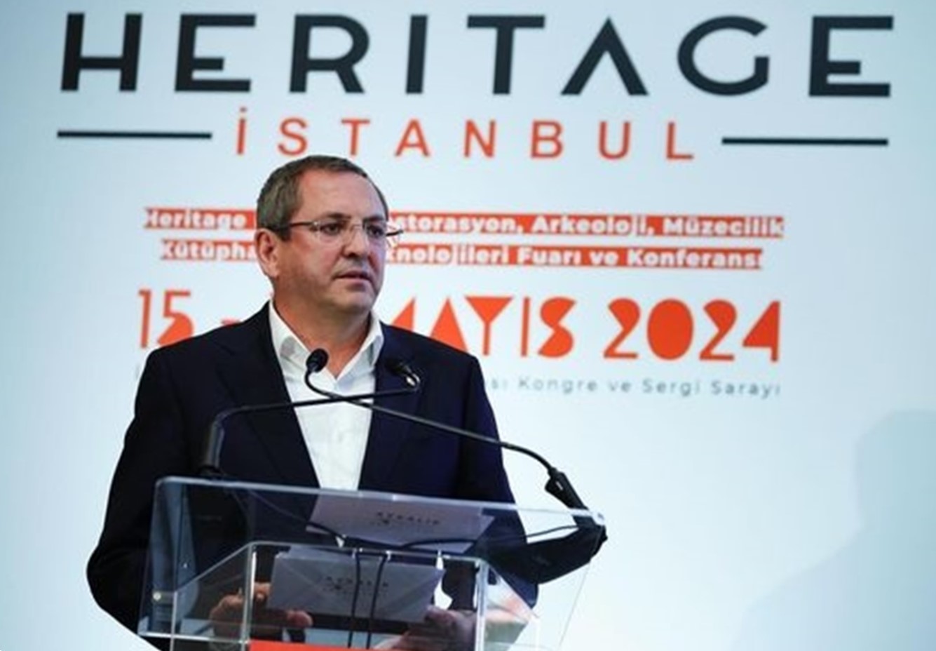 Ayvalık Belediye Başkanı Mesut Mesut Ergin, Uluslararası Konferansta UNESCO Dünya Mirası Süreci’ni anlattı