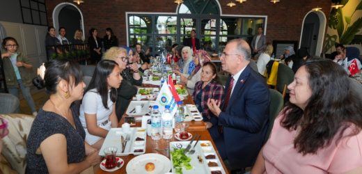 BAŞKAN IŞIK:  “HER ZAMAN ANNELERİMİZİN YANINIZDAYIZ”