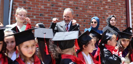 BAŞKAN ÖZMEN^’DEN ÖĞRENCİLERE MÜJDE!