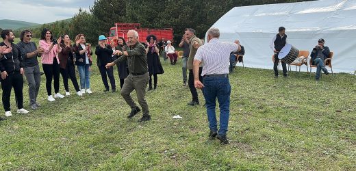 7 Haziran Cuma günü başlayan 19. Dursun Akçam Kültür ve Sanat Günleri devam ediyor.