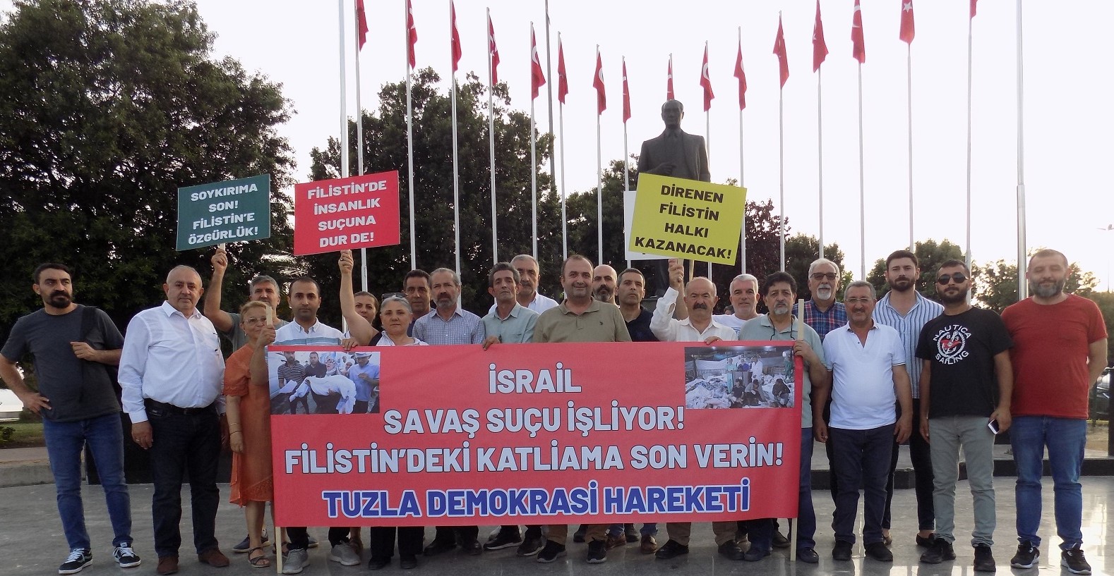 Tuzla Demokrasi Hareketi İşgalci İsrail’in saldırılarını basın açıklamasıyla protesto etti.