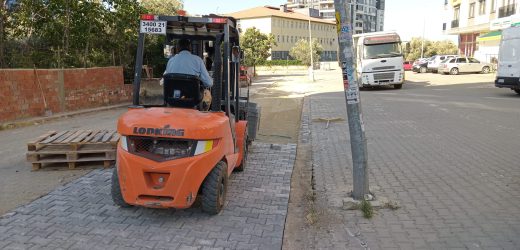 Edremit Belediyesi Kadıköy Mahallesi’nde yolları düzenliyor
