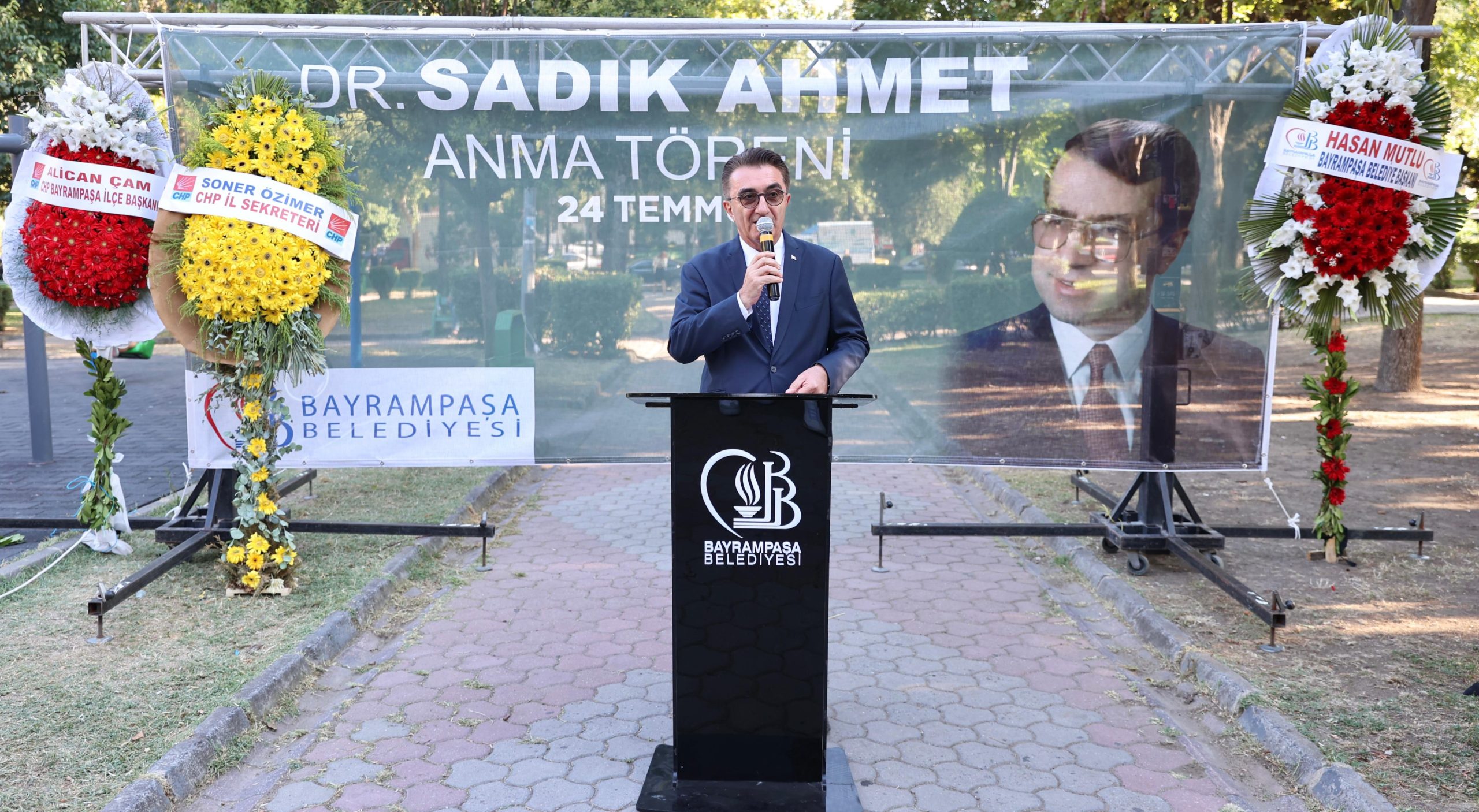 Dr. Sadık Ahmet Bayrampaşa’da anıldı