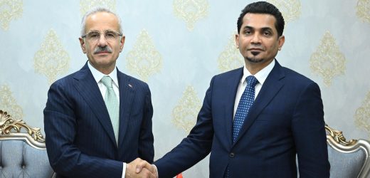 BAKAN URALOĞLU, IRAK ULAŞTIRMA BAKANI REZZAK MUHEYBES ES-SADAVİ İLE BAĞDAT’TA KALKINMA YOLU’NU GÖRÜŞTÜ