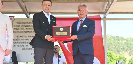 Cumhuriyet Halk Partisi İstanbul İl Başkanı Özgür Çelik Şerefiye Festivali’nde konuştu: Toplumsal barışı pekiştirmeliyiz