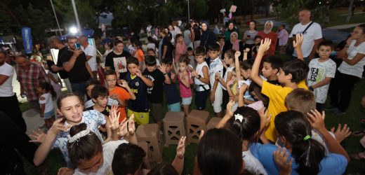 Derince’de Çocuklar Gönüllerince Eğleniyor