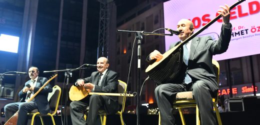 Esentyrt’ta Kardeş Kültürler Festivali’nde Serhat rüzgârı esti…