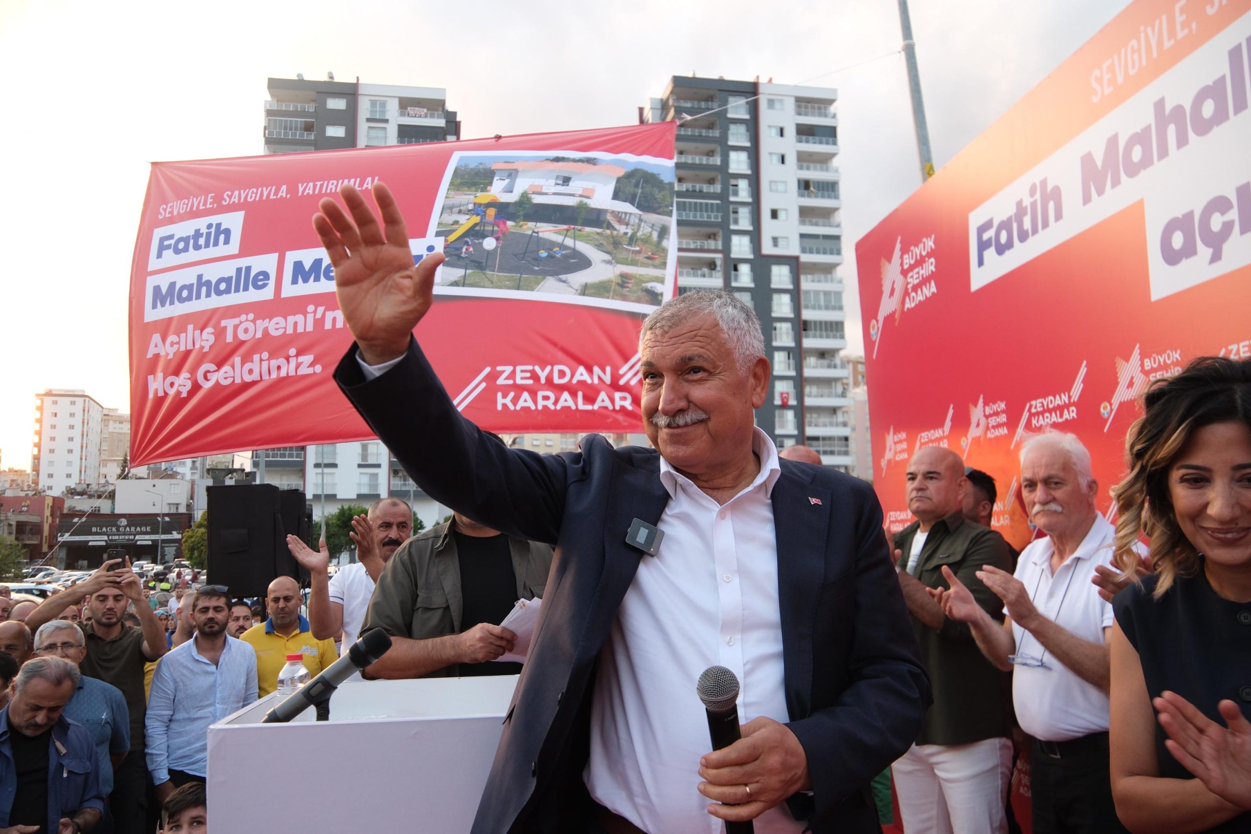 Zeydan Karalar yoğun hizmet atağına kaldığı yerden devam ediyor