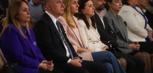 BEYLİKDÜZÜ’NDE “25 KASIM KADINA YÖNELİK ŞİDDETLE MÜCADELE GÜNÜ”NE ÖZEL SÖYLEŞİ DÜZENLENDİ