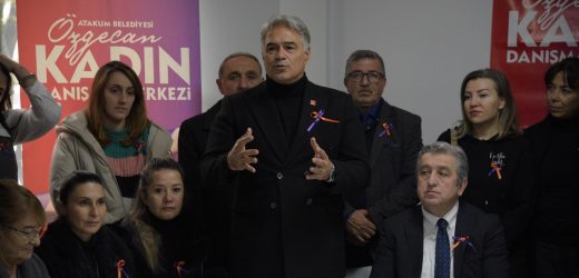 Kadına şiddete tepki için Özgecan Kadın Danışma Merkezinde  Bir araya geldiler