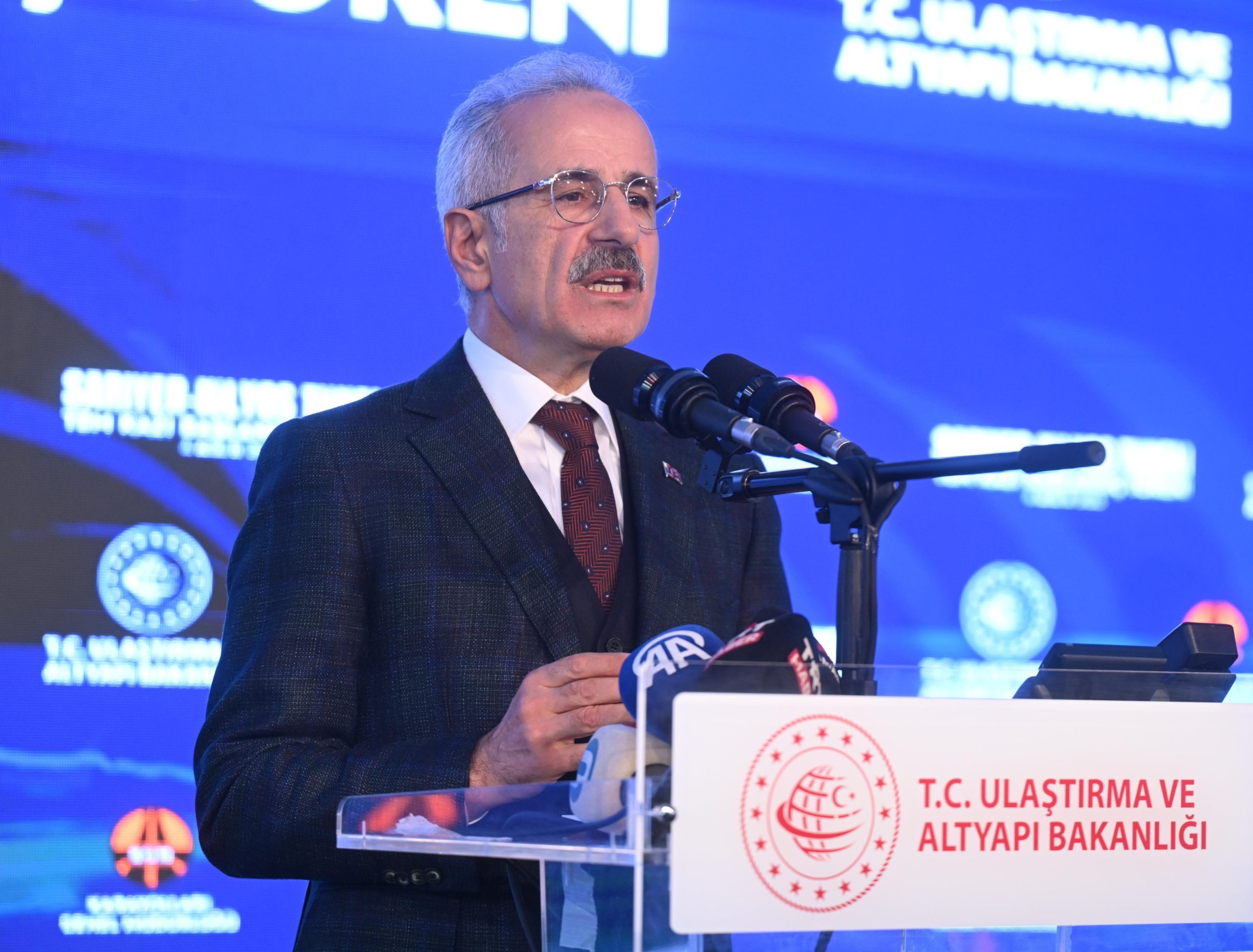 BAKAN URALOĞLU, TÜRKİYE’NİN EN BÜYÜK 3. TBM’İNE START VERDİ