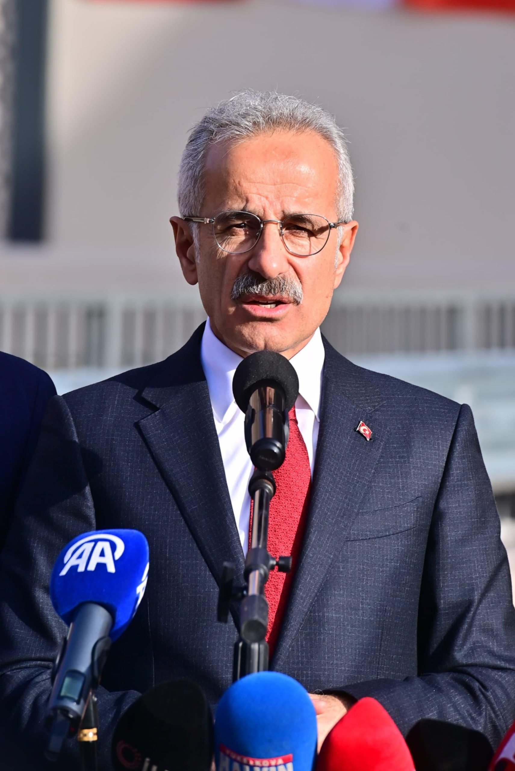 HAKKARİ-YÜKSEKOVA ARASI 25 DAKİKA KISALIYOR