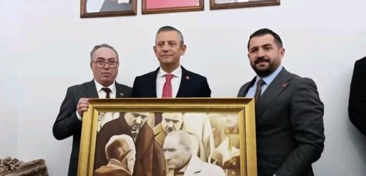 Erdoğan Tok’tan Özgür Özel’e Atatürk Portresi