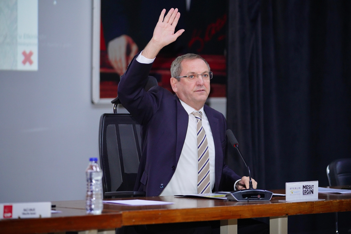AYVALIK BELEDİYE MECLİSİNDEN ÖRNEK ALINACAK KARAR…