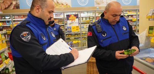 Atakum Belediyesi Zabıtası Ramazan Bayramı öncesi gıda denetimi gerçekleştirdi