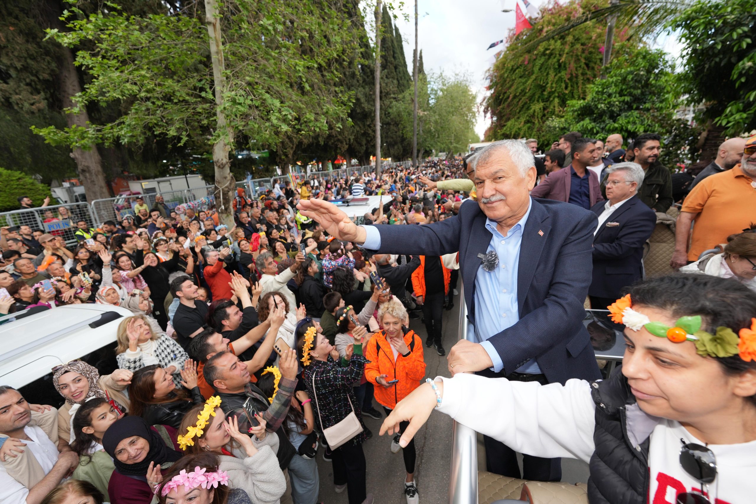 13. Uluslararası Adana Portakal Çiçeği Karnavalı sürüyor