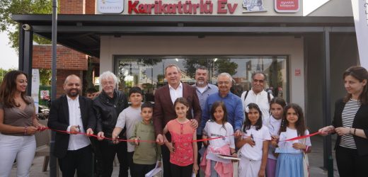 OKTAY EKİNCİ KARİKATÜRLÜ EV VE AYVALIK KİTAPÇISI AÇILDI…