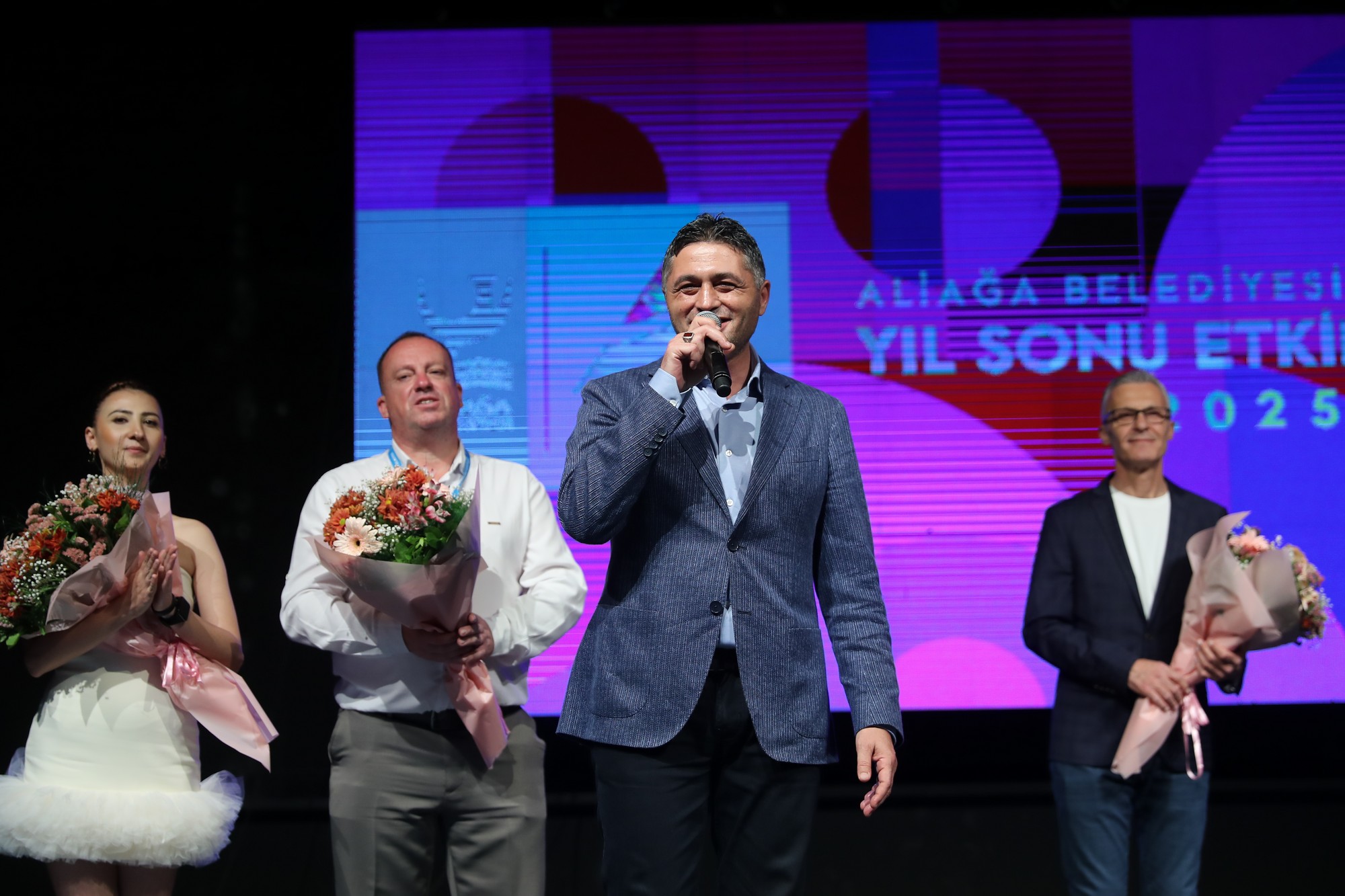 ASEV Öğrencilerinden Muhteşem Kapanış Aliağa’da Sanatın Kalbi ASEV ile Attı