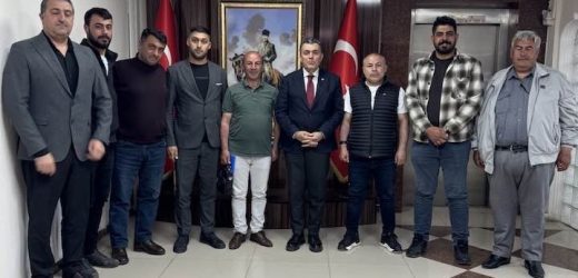 BAŞKAN DEMİR, MAHALLE MUHTARLARI İLE BİR ARAYA GELDİ