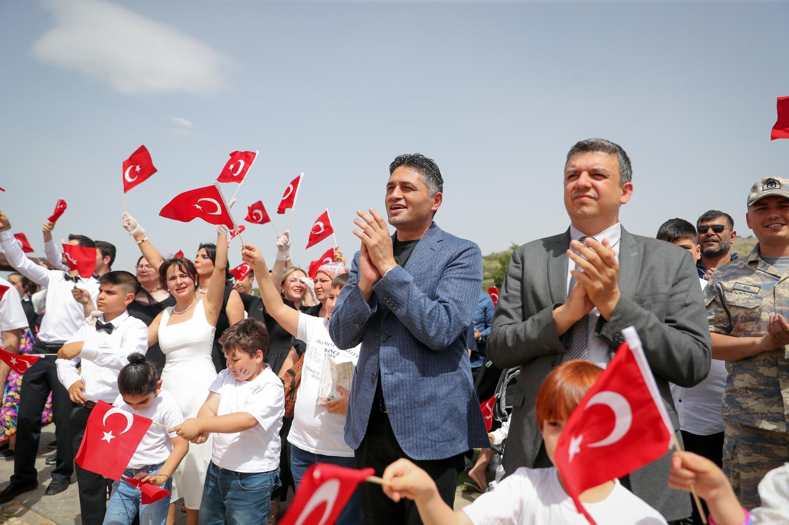 Aliağa’nın Özel Çocuklarından Rengarenk Bahar Şenliği